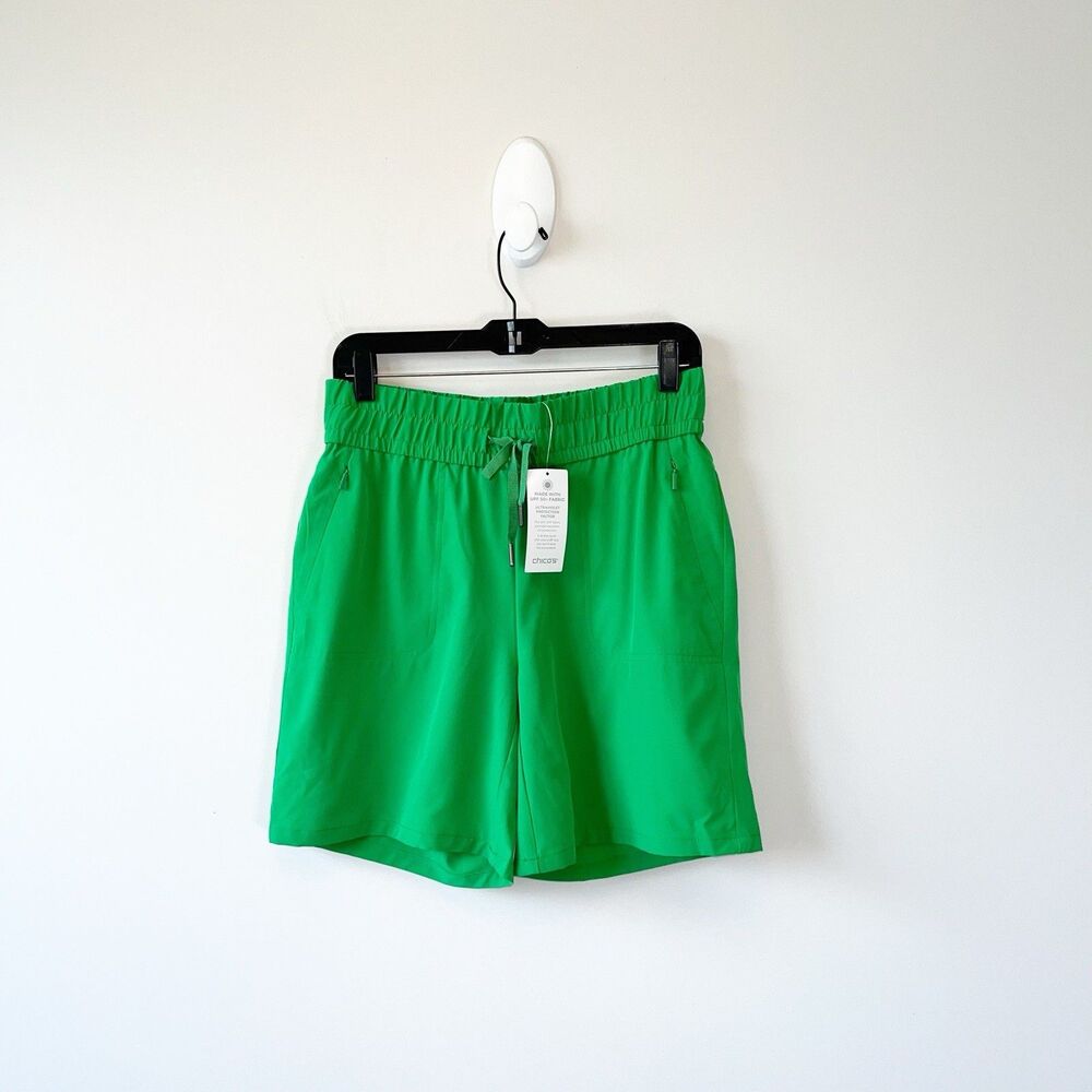 Chico's Zenergy Shorts 7” UPF 50+ Green Casual Sporty Activewear Size 0/US 4 NWT